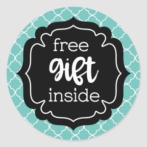 FREE GIFTS From Me To You 💕 Just add to bundle!